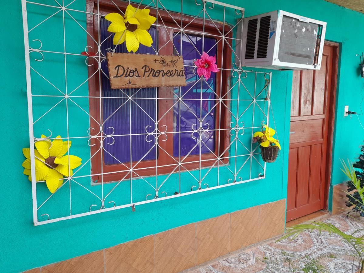 Hostal Sol Iguazu Пуэрто-Игуасу Экстерьер фото
